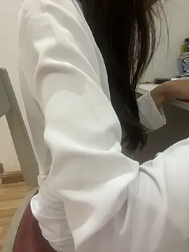 Snapshot of Linhtruong__ chatting on 1, 3, 2026 Linhtruong online show from 1, 3, 2026