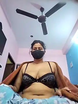 pinkihot23 online show from 14, 2, 2026