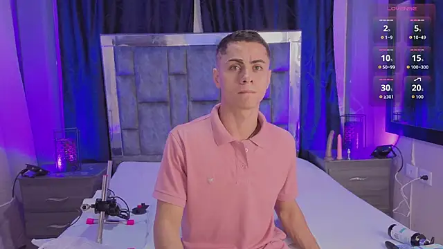 LeoMonnroe online show from 28, 2, 2026