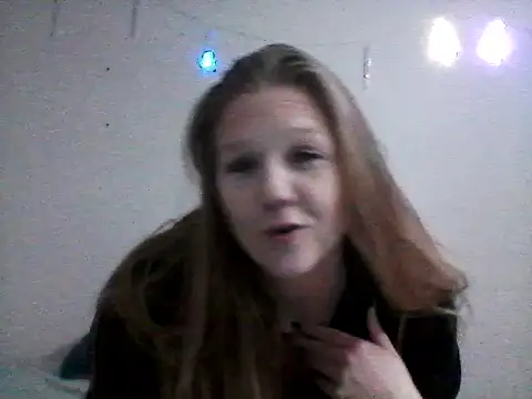 tinytiff33 online show from 10, 1, 2026