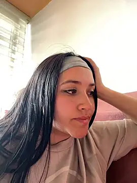 Veronica Wins  online show from 16, 2, 2026