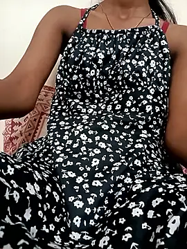 Snapshot of Cute_Riyaa22 chatting on 13, 3, 2026 Cute Riyaa22 online show from 13, 3, 2026