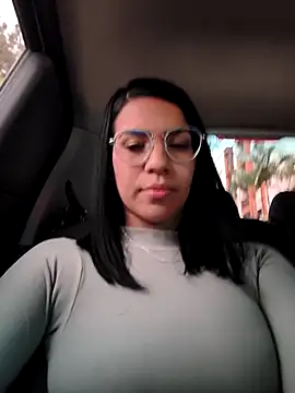 Snapshot of AntonelaVasquez chatting on 4, 2, 2026 AntonelaVasquez online show from 4, 2, 2026