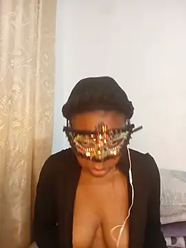 Snapshot of CreamyCupCake_96 chatting on 20, 7, 2026 CreamyCupCake 96 online show from 20, 7, 2026