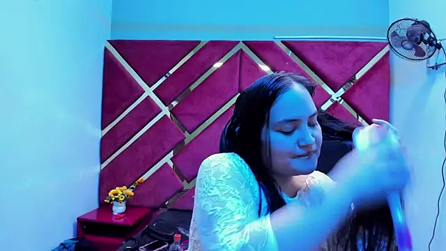 MiaRouss69 online show from 14, 2, 2026