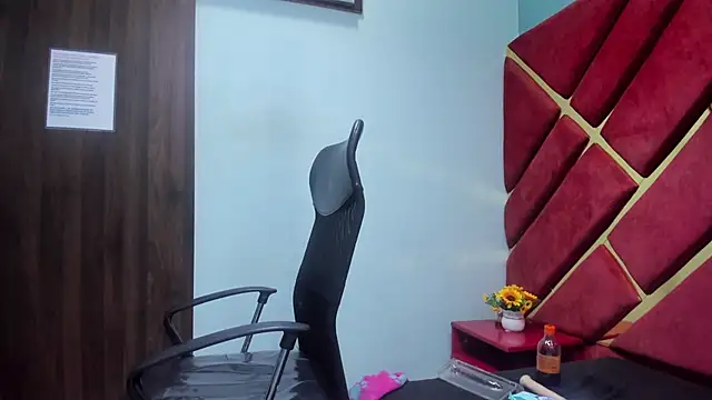 MiaRouss69 online show from 22, 2, 2026