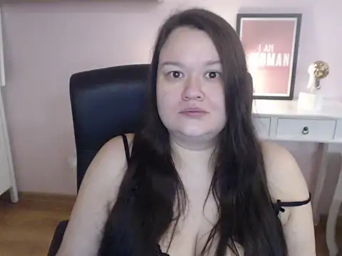 HollyDanceSoul online show from 3, 3, 2026