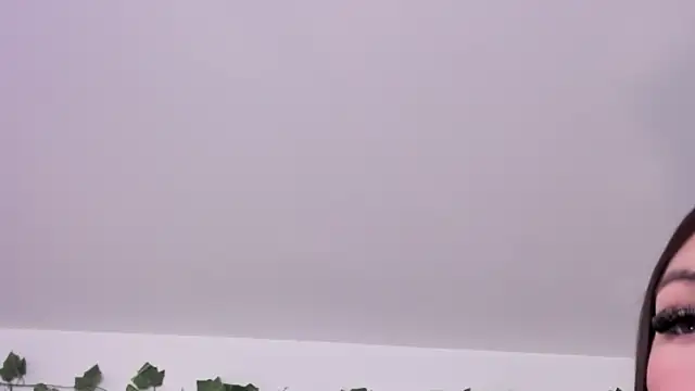 lizz lunna online show from 13, 3, 2026