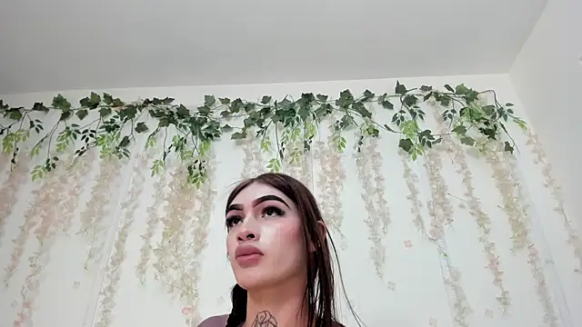 Snapshot of lizz_lunna chatting on 9, 6, 2026 lizz lunna online show from 9, 6, 2026