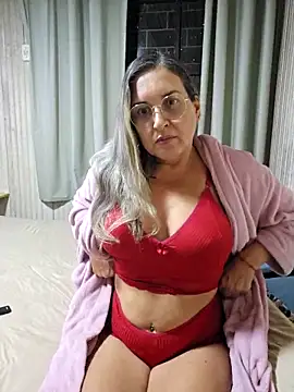 Snapshot of bellafortune69 chatting on 28, 4, 2026 bellafortune69 online show from 28, 4, 2026