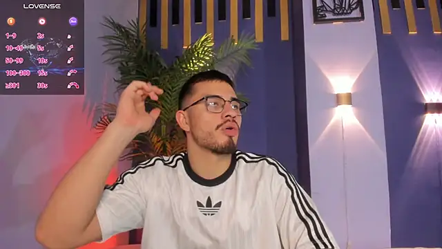 Snapshot of Jay_Grip chatting on 31, 3, 2026 Jay Grip online show from 31, 3, 2026