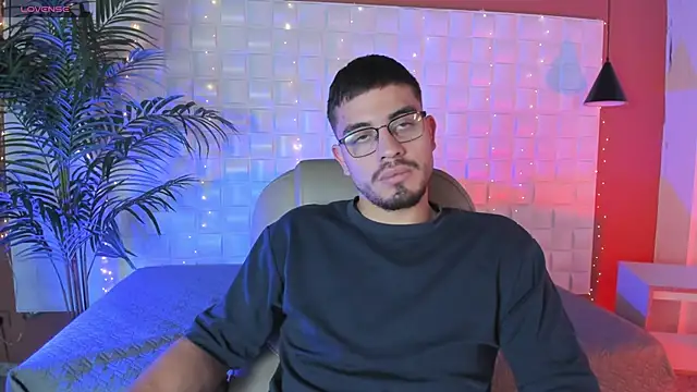 Snapshot of Jay_Grip chatting on 15, 4, 2026 Jay Grip online show from 15, 4, 2026