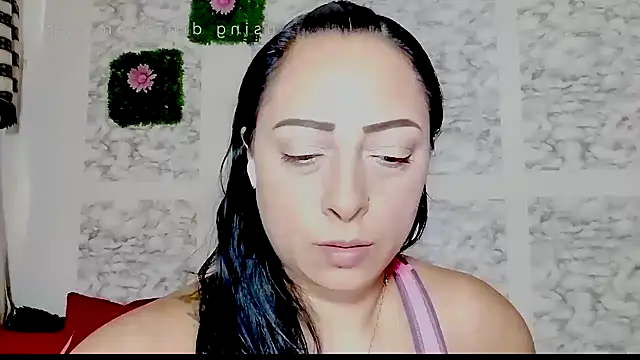 XXXStephanie XXX online show from 4, 7, 2026