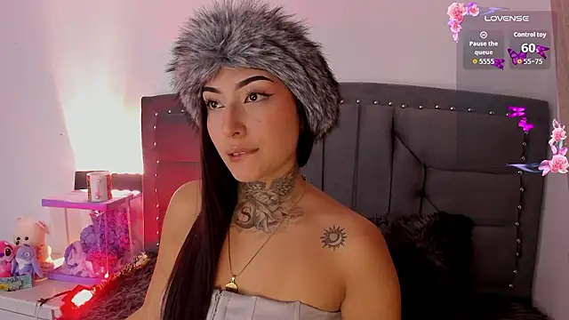 Snapshot of Lilith_blaze_Fg chatting on 5, 2, 2026 Lilith blaze Fg online show from 5, 2, 2026