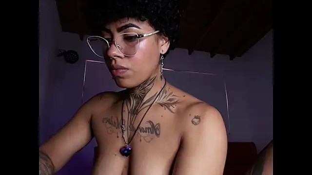 Canela Osada  online show from 15, 1, 2026