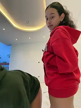 l0lita emi online show from 5, 4, 2026