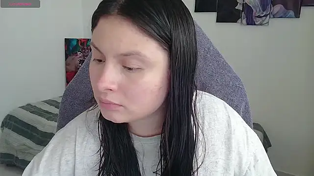 yessica gomez01 online show from 16, 2, 2026