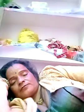 kiiuu sexe online show from 19, 2, 2026