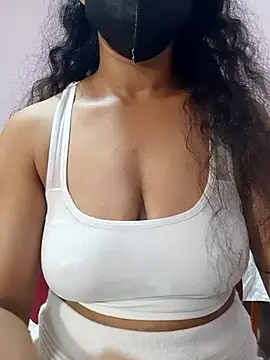 cutehotwife online show from 26, 2, 2026