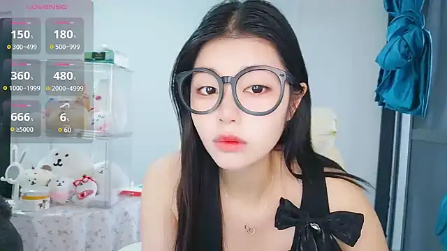 -XiaoYu-777 online show from 10, 4, 2026