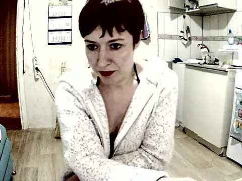 Fruittellalove online show from 2, 2, 2026