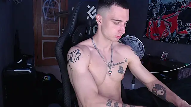 Snapshot of Jack_loveeee chatting on 9, 8, 2026 Jack loveeee online show from 9, 8, 2026