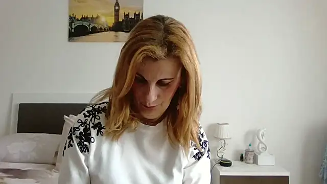 Snapshot of Clara1986 chatting on 30, 4, 2026 Clara1986 online show from 30, 4, 2026