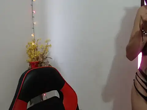 Snapshot of Meegan_Hott chatting on 28, 2, 2026 Meegan Hott online show from 28, 2, 2026