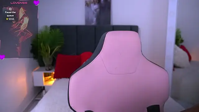 Snapshot of goldenatlasX chatting on 2, 3, 2026 goldenatlasX online show from 2, 3, 2026