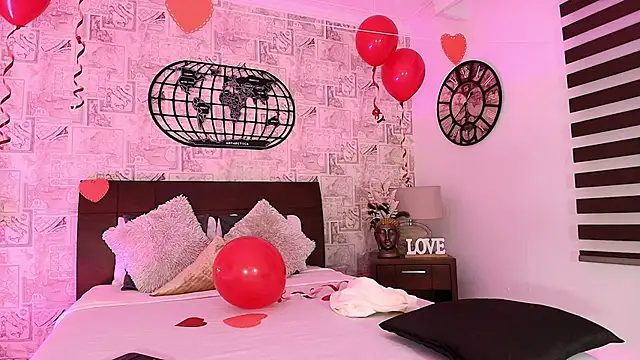 Snapshot of emily_clarkk_ chatting on 11, 2, 2026 emily clarkk online show from 11, 2, 2026