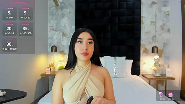 Snapshot of emily_clarkk_ chatting on 26, 2, 2026 emily clarkk online show from 26, 2, 2026