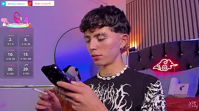 Snapshot of Maiky_Cooper01 chatting on 15, 7, 2026 Maiky Cooper01 online show from 15, 7, 2026