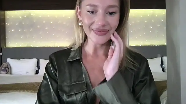 Stella muse online show from 31, 3, 2026