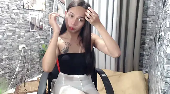 LOVELYMAYUMIE online show from 26, 2, 2025