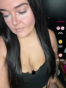 Miss CurvesXXX online show from 21, 5, 2026