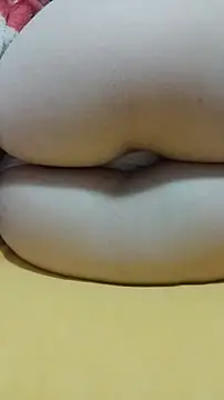 Snapshot of casal1001 chatting on 6, 2, 2026 casal1001 online show from 6, 2, 2026