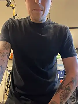 Snapshot of brngitdwn chatting on 11, 1, 2026 brngitdwn online show from 11, 1, 2026