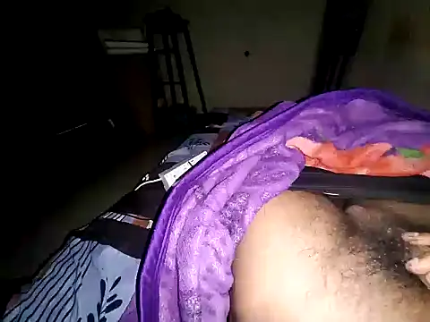 Snapshot of Desi_Ladka07 chatting on 1, 2, 2026 Desi Ladka07 online show from 1, 2, 2026