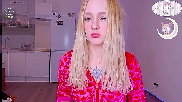 sailormoon666  online show from 26, 3, 2026