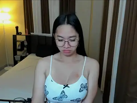 Asian Bigcock Marian online show from 8, 4, 2026