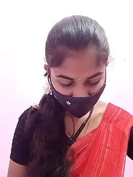 Snapshot of Tamil_Hot_RoyalQueen chatting on 16, 5, 2026 Tamil Hot RoyalQueen online show from 16, 5, 2026