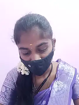 Snapshot of Tamil_Hot_RoyalQueen chatting on 22, 5, 2026 Tamil Hot RoyalQueen online show from 22, 5, 2026