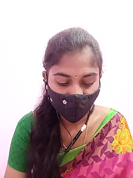 Snapshot of Tamil_Hot_RoyalQueen chatting on 29, 5, 2026 Tamil Hot RoyalQueen online show from 29, 5, 2026