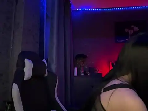 Kelliy Moon online show from 3, 2, 2026