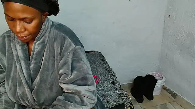 Snapshot of MelowD_2 chatting on 4, 6, 2026 MelowD 2 online show from 4, 6, 2026