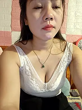 Snapshot of Ngocmai_lazdy chatting on 3, 4, 2026 Ngocmai lazdy online show from 3, 4, 2026