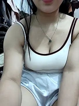 Snapshot of Ngocmai_lazdy chatting on 11, 4, 2026 Ngocmai lazdy online show from 11, 4, 2026
