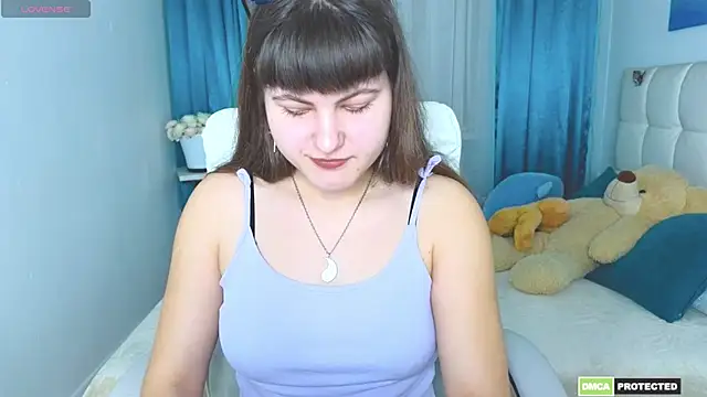 Miss  Poly online show from 28, 2, 2026