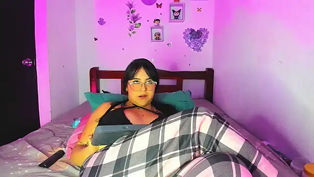 Snapshot of Penelopeflame18 chatting on 18, 2, 2026 Penelopeflame18 online show from 18, 2, 2026