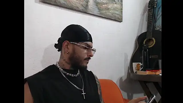 liyamjunior online show from 15, 2, 2026